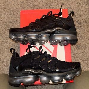 Nike Black VaporMax Plus Sneakers